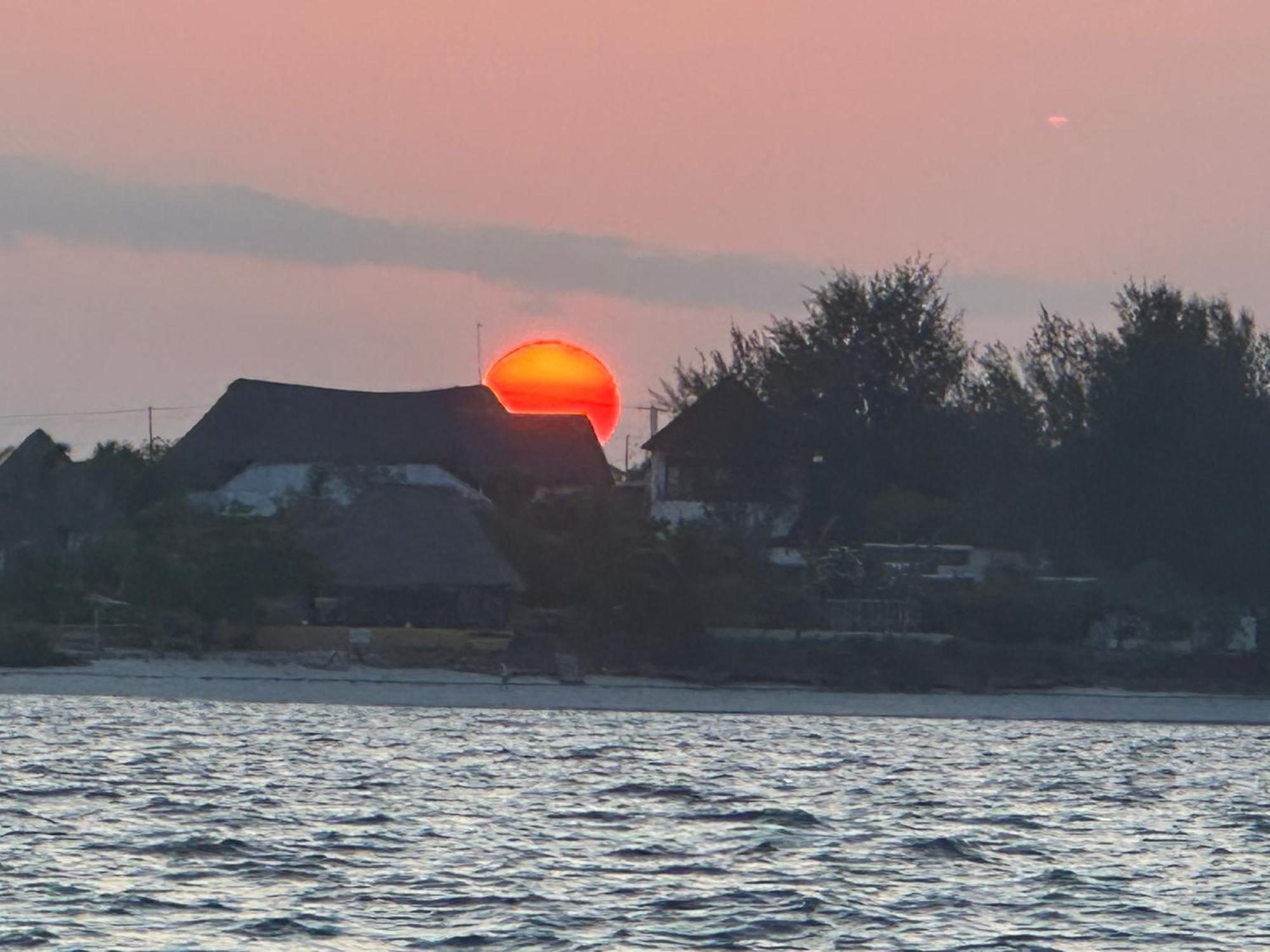 Villa Serenity, Tanzania Unforgettable ปาเยอ ภายนอก รูปภาพ